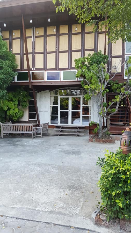 Ruean Mai Chai Khlong Amphawa Exterior foto
